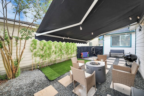 Boutique Stay | Prvt Lounge, Arcade, Firepit | 15m IAH