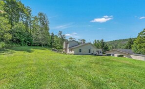 Exterior - Wonderful 3 bedroom house (Scott)