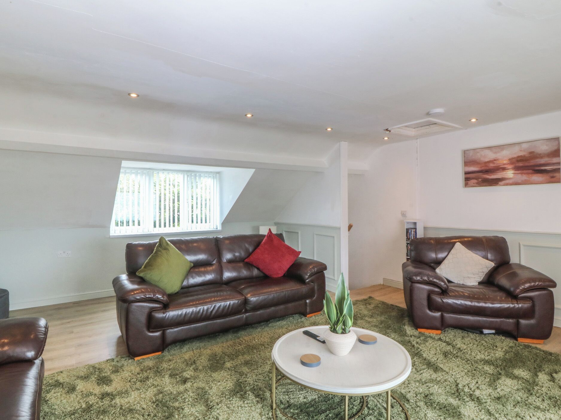 Porth Ewyn House, Pet Friendly, With A Garden In Trearddur Bay - Holyhead