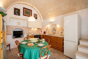Fridge - BoxFish Residence | Elegance and Relaxation with a Private Terrace (Polignano a Mare)