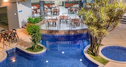 Room Near Posto Nossa Senhora D'Ajuda - 0.8 Miles Away! | Pets OK | Free Bfast