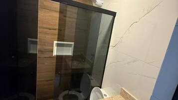 Shower, free toiletries, hair dryer, towels