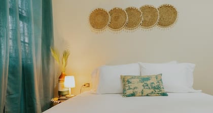 Tropical Nest Arima Near Airport Self Check-In