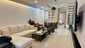 Ảnh chưa phân loại, 3 trong số 52 ảnh, nút