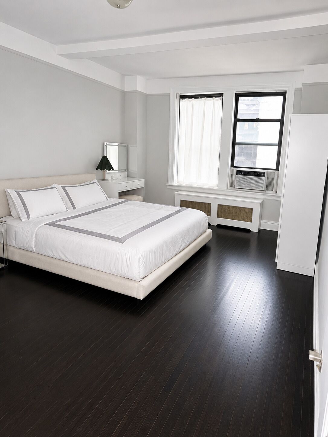 4 slaapkamers, reisbedje, gratis wifi, beddengoed