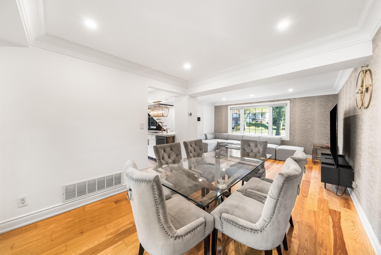 Luxe, Family-friendly Oasis Home With Outdoor Pool - Toronto