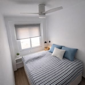 1 Schlafzimmer, Bügeleisen/Bügelbrett