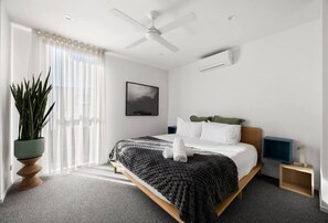 Unclassified image, 3 of 12, button - 3BR Townhouse with Private Terrace & Double Garage (Northcote)
