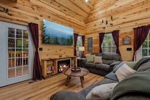 Fernseher, Kamin