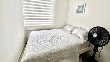 3 Schlafzimmer, Bügeleisen/Bügelbrett, WLAN, Bettwäsche