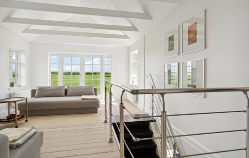 Nice home in Idestrup with WiFi