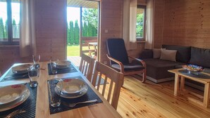 Dining - House in Jezierzany (461) (Jezierzany)