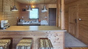 Coffee/tea maker, fridge, oven, stovetop - House in Jezierzany (461) (Jezierzany)