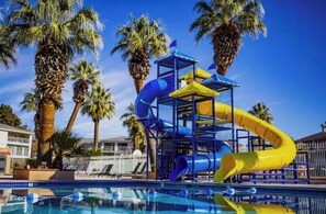 Pool - Building 14 in Las Palmas -Sleeps 8 - Indoor Pool (St. George)