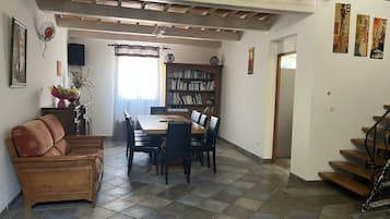 Rumah | Tempat makan