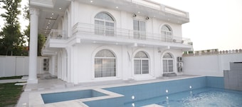 Nature's Home - A Royal Estate Nestled In Aravalli Hills