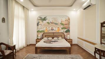 6 bedrooms, WiFi