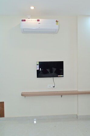 Deluxe Double Room | Interior - Hotel BR Residency (Bikaner)