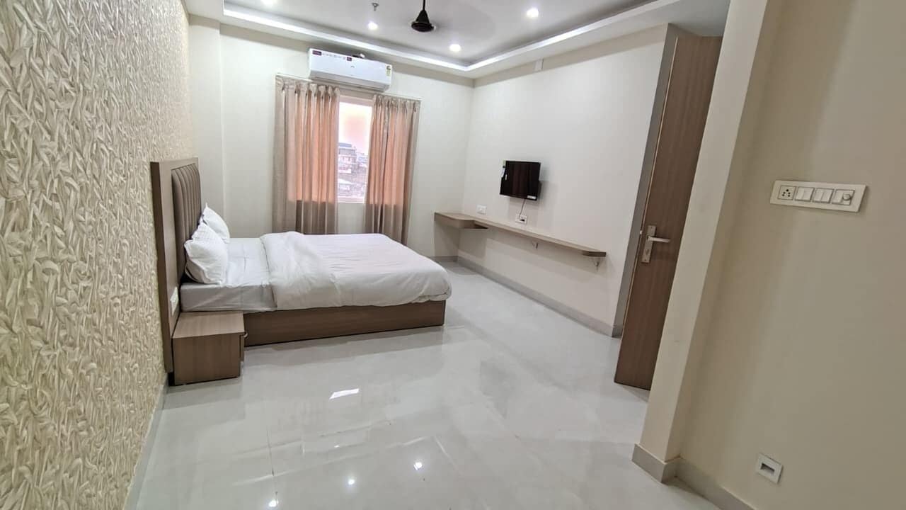 Standard Double Room | Soundproofing, iron/ironing board, free WiFi