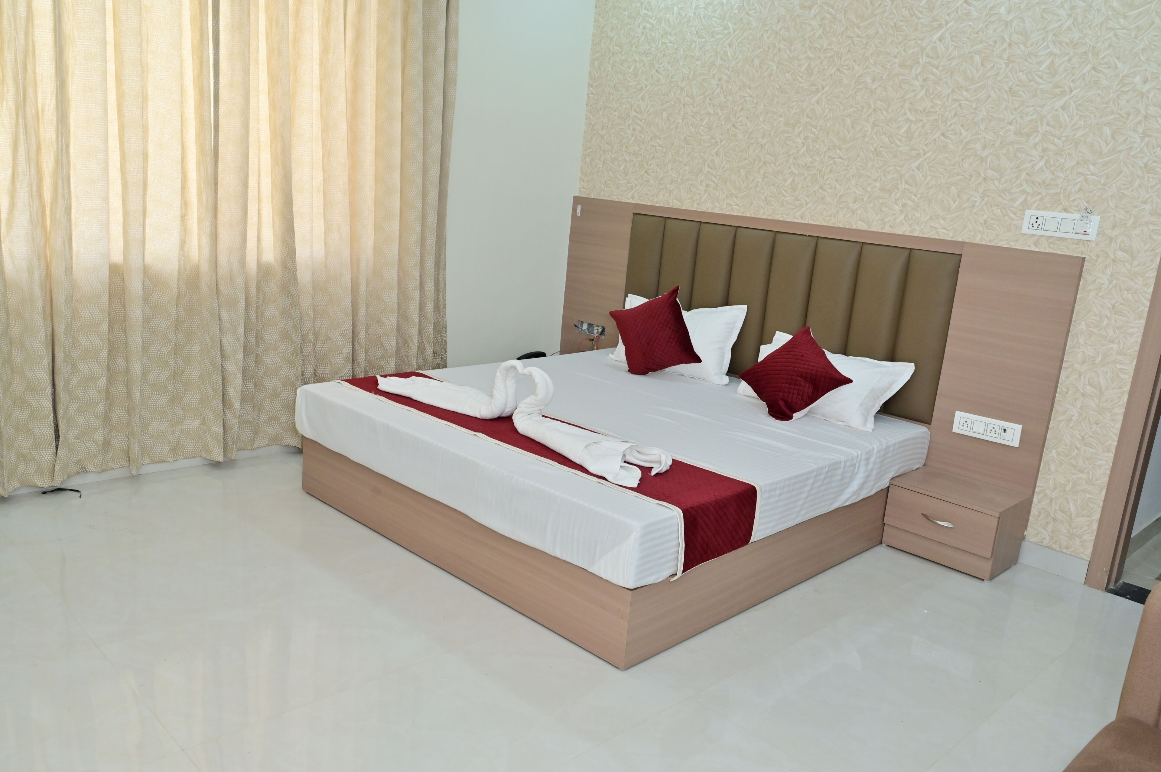 Kamar Double Standar