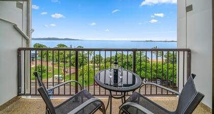 Oceanfront Strand Escape Stunning views pool