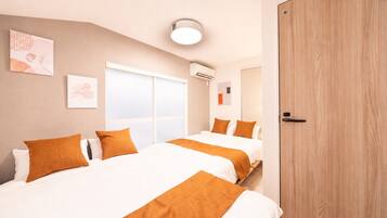 2 bedrooms, iron/ironing board, free WiFi, bed sheets