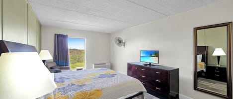 1 bedroom, internet, bed sheets