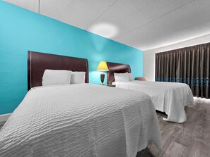 Room - Crystal Palace Resort - Queen Suite (Port Bolivar)