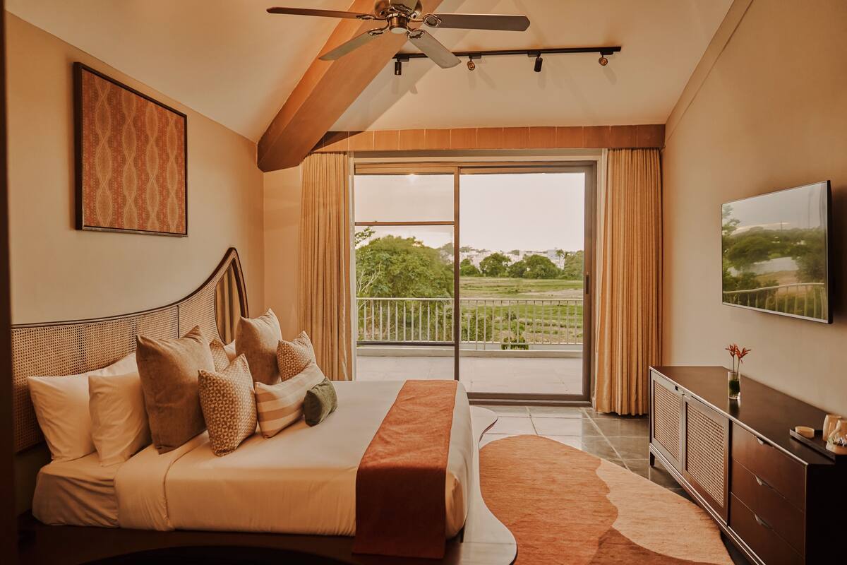 Raya | Egyptian cotton sheets, premium bedding, Select Comfort beds