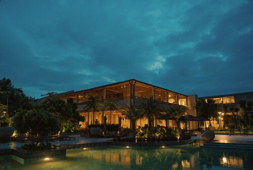 Arth Resorts