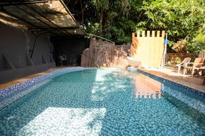 Outdoor pool - Savia Hotel & Resort Ciater (Ciater)