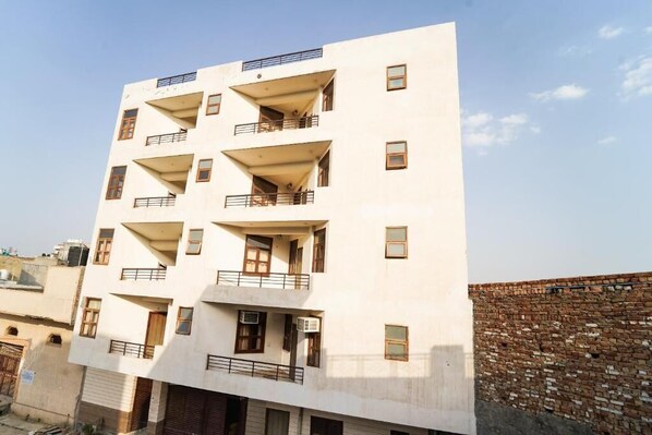 Exterior - Chahal Guest House (Delhi)