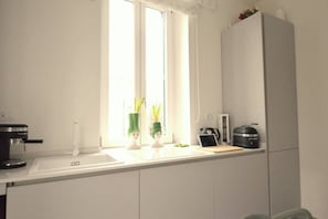 Apartemen, 2 kamar tidur, balkon, pemandangan kota | Interior