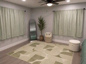 Interior - Oakleaf Retreat | Modern 2-Bedroom Townhouse • Patio • Garage • (Oldsmar)