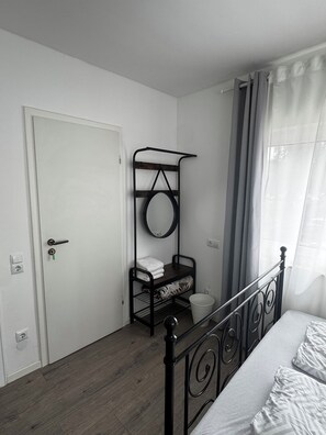 5 Schlafzimmer, Reisekinderbett, WLAN