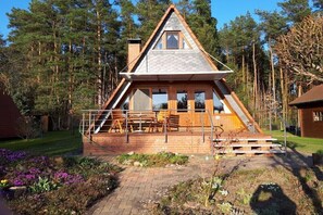 Exterior - Holiday home in Wustrow with swimming pool (Wustrow)