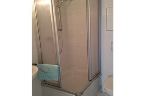 Bathroom - Apartment with 1 bedroom (Seebad Ahlbeck)