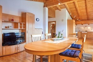 Dining - “Alpine Glow” at Bichlgut (Bischofshofen)