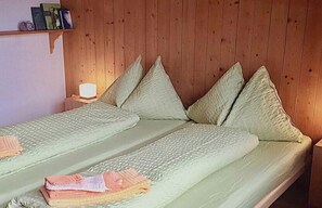 4 多间卧室、熨斗/熨衣板、旅行婴儿床、免费 WiFi