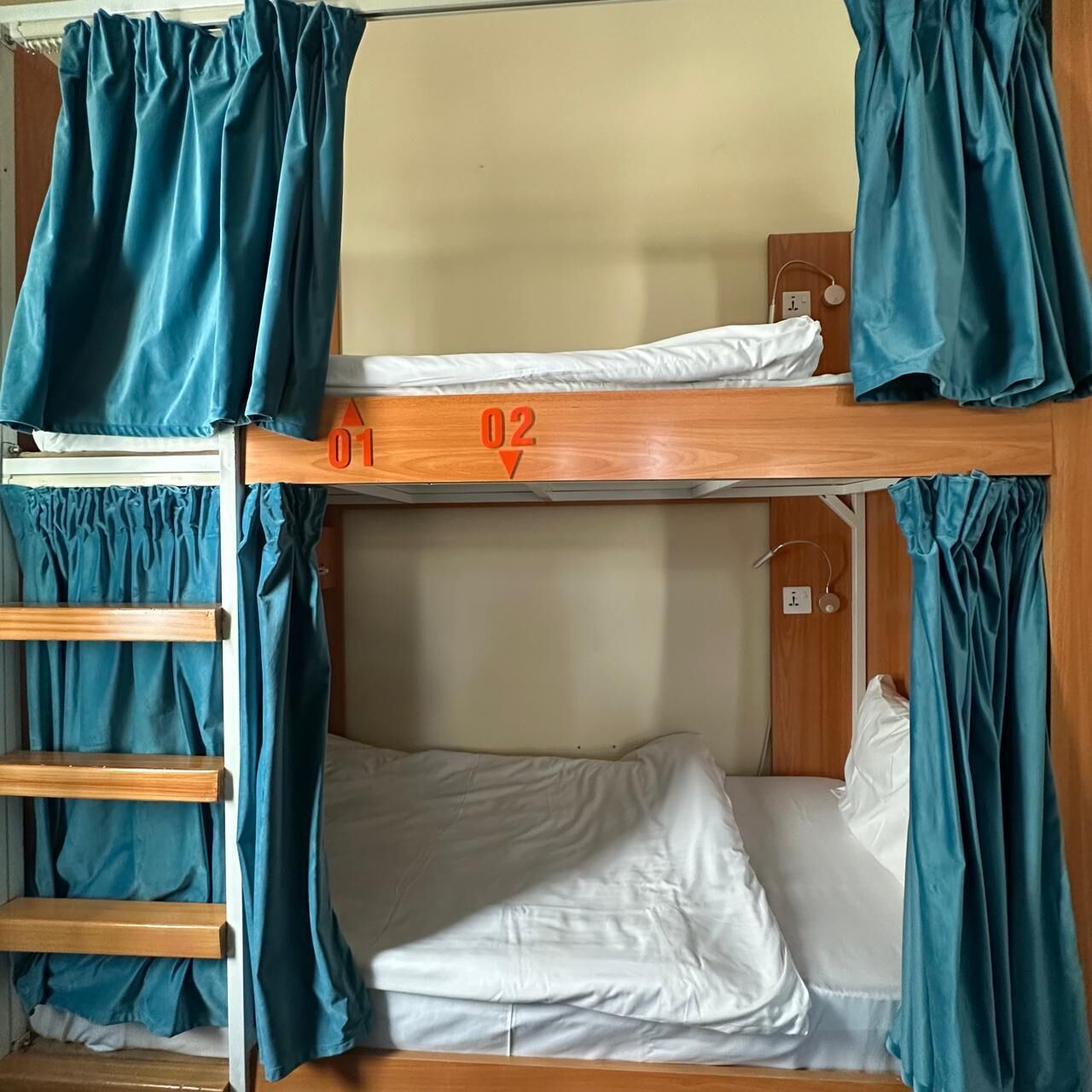 C202-Bunker Beds Dormitory | Wifi gratis 