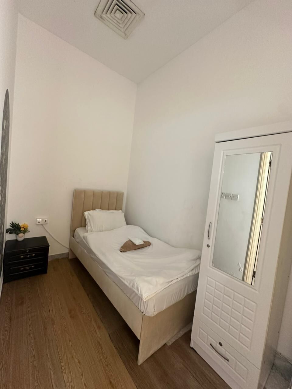 B103- Single Budget Room | Wifi gratis 