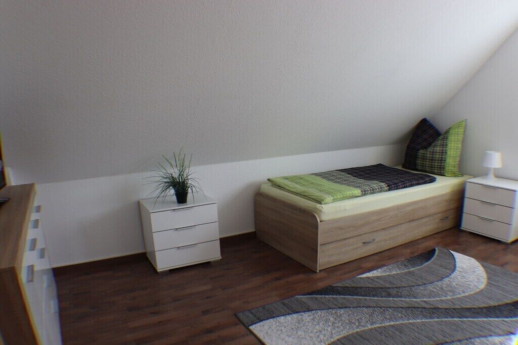 Bügeleisen/Bügelbrett, kostenloses WLAN, Bettwäsche