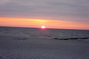 On the beach - Holiday apartment with 1 bedroom (Kaltenhof)