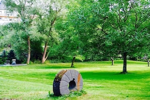 Property grounds - at the mill stream at the Scherfsmühle (Waldrach)