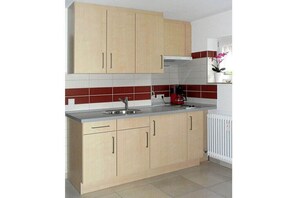 Kühlschrank, Herdplatte, Geschirrspüler