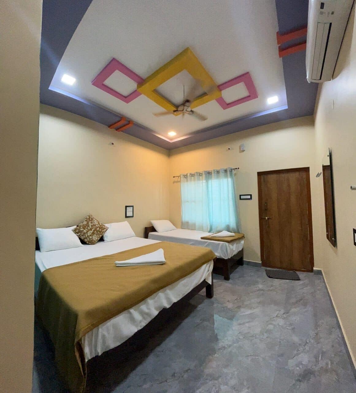 Comfort Duplex, Balcony | Laptop workspace, iron/ironing board, free WiFi