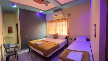 Comfort Duplex, Balcony | Laptop workspace, iron/ironing board, free WiFi