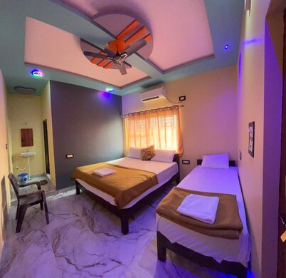 Swagath Guest Inn Hampi