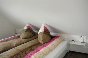 Iron/ironing board, free WiFi, bed sheets - Apartment in Norddeich with swimming pool (Norddeich)