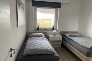 Iron/ironing board, free WiFi - Haus Strandnixe - Apt. 206 (Cuxhaven)